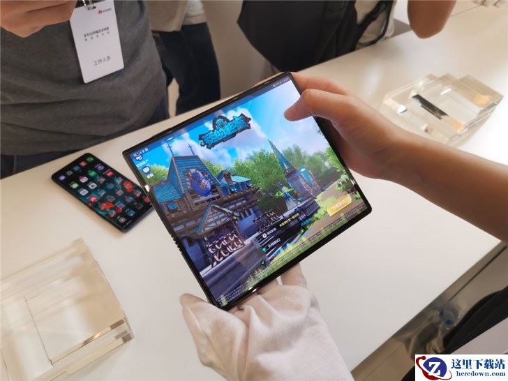 完美世界：游戏《我的起源》支持华为Mate X折叠玩法